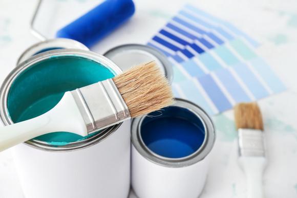Painter decorator in Bournemouth. Exterior and interior painting. Buckets of blue paint.